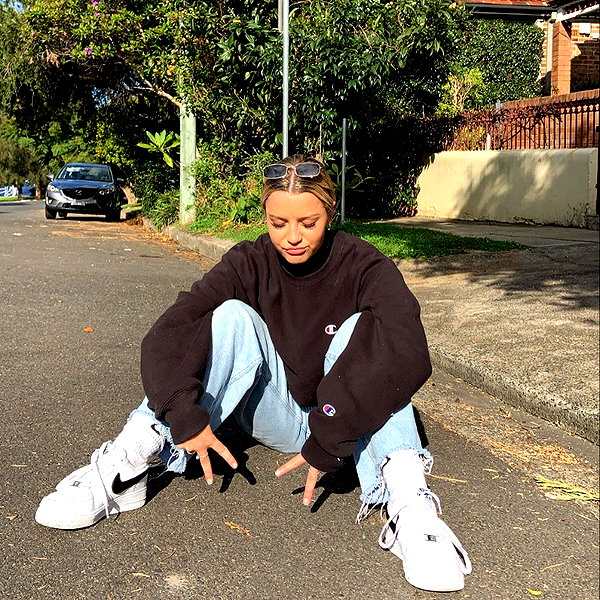 itshollynewton instagram image archive image