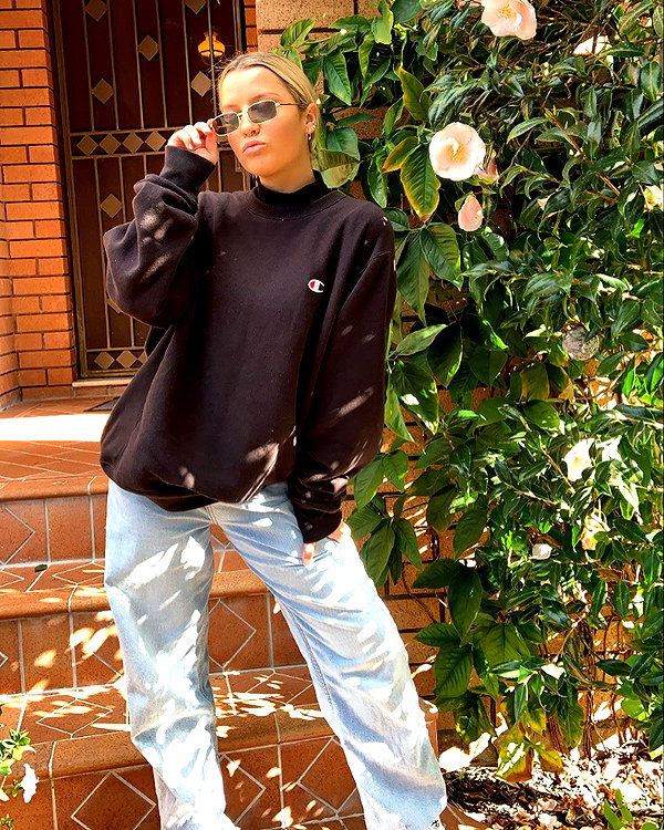 itshollynewton instagram image archive image