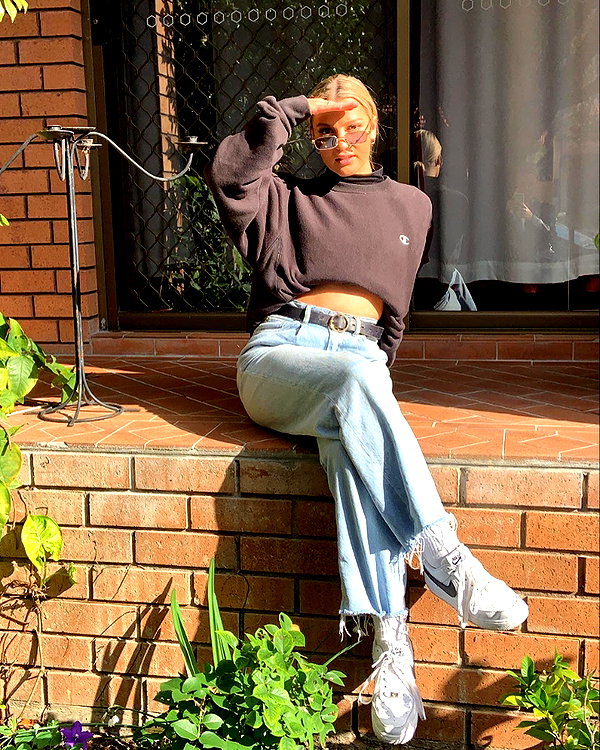 itshollynewton instagram image archive image