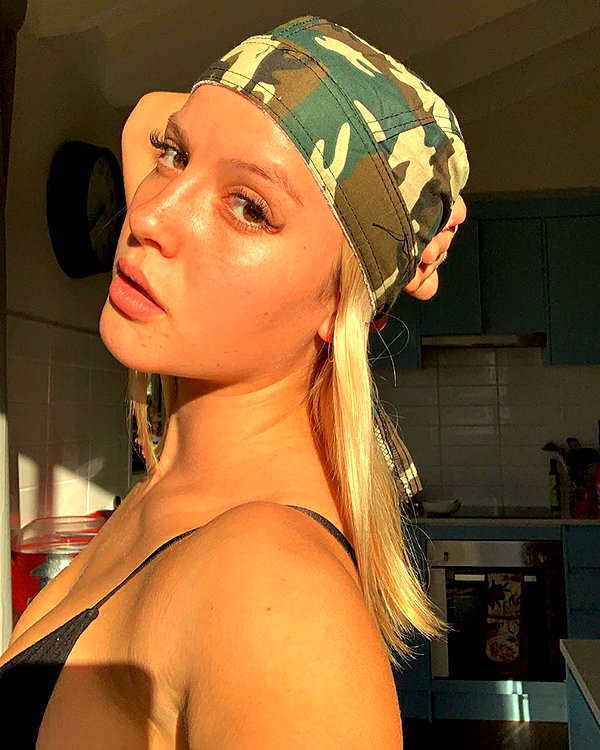 itshollynewton instagram image archive image