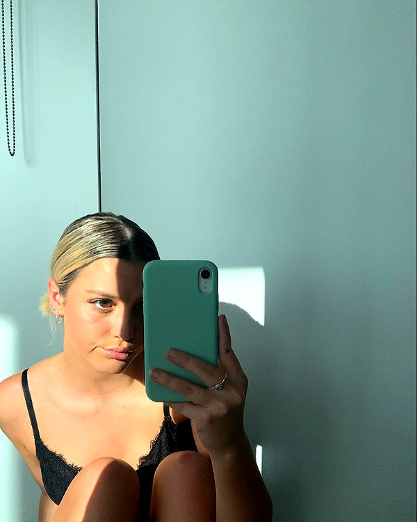 itshollynewton instagram image archive image