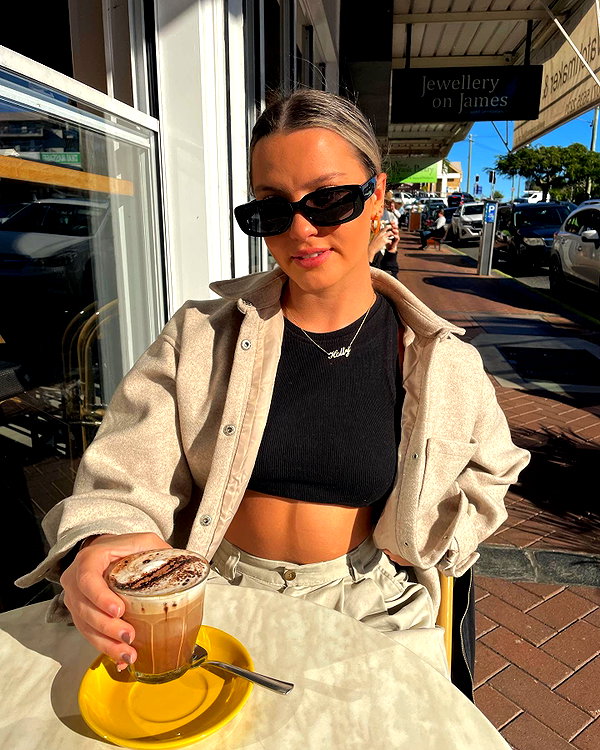 itshollynewton instagram image archive image