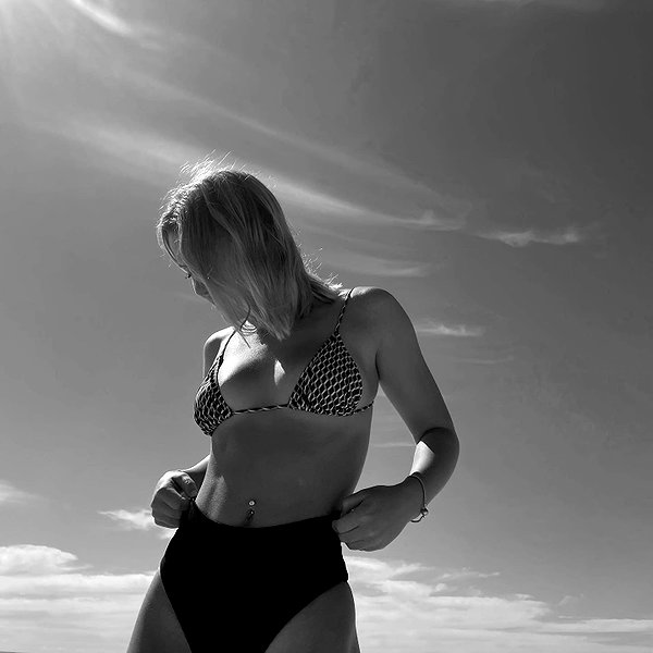 itshollynewton instagram image archive image