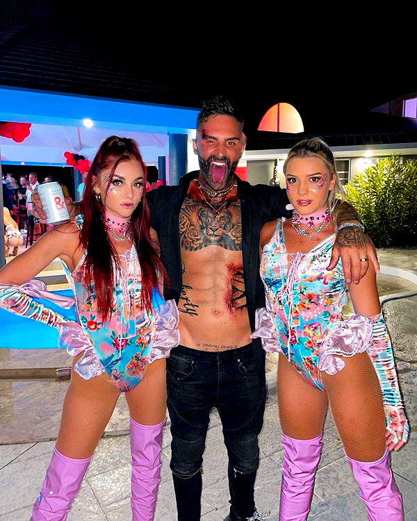 itshollynewton instagram image archive image