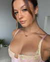 itshollynewton Altpins Profile Picture