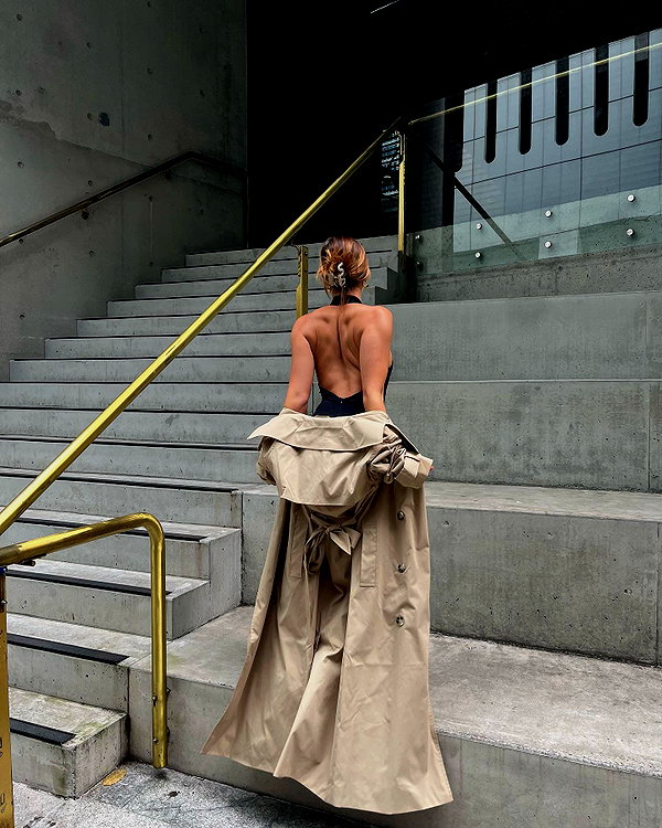 itshollynewton instagram image archive image