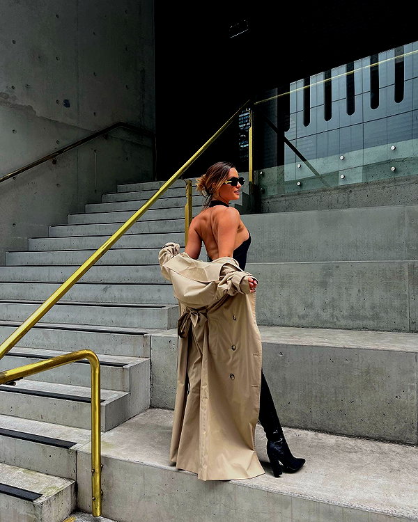 itshollynewton instagram image archive image