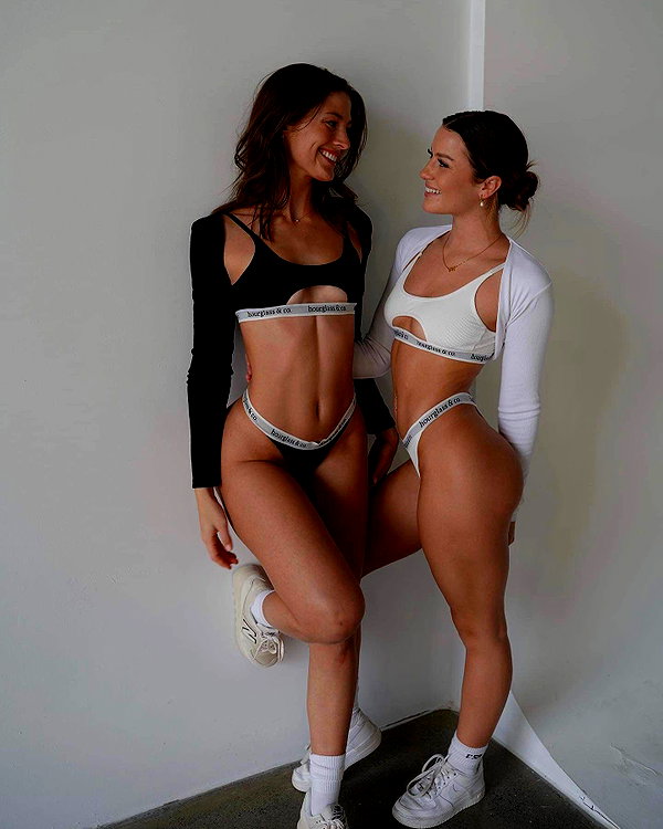 itshollynewton instagram image archive image