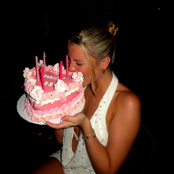 itshollynewton instagram image archive image