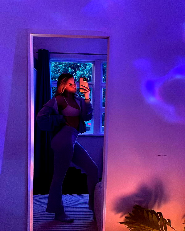 itshollynewton instagram image archive image