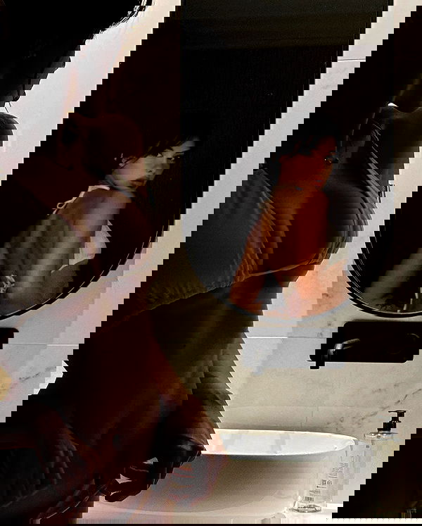 itsilanosh itsilanosh archive image