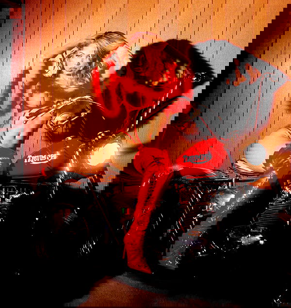 itsmaddy itsmaddy archive image