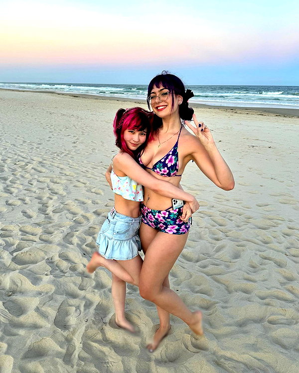 itsrowsvee instagram image archive image