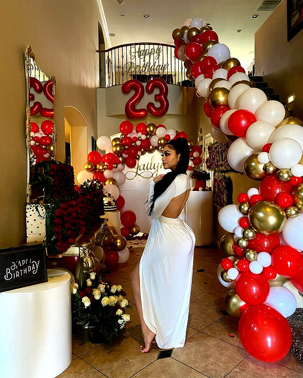 jailyneojeda instagram image archive image