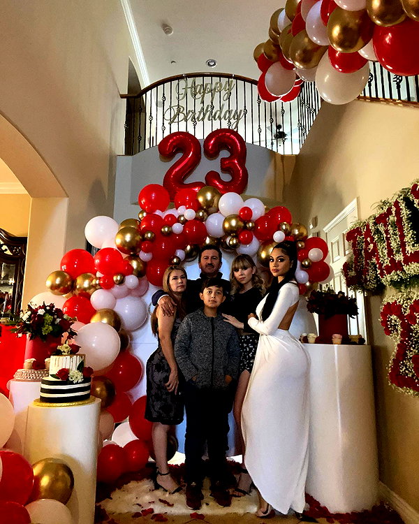 jailyneojeda instagram image archive image