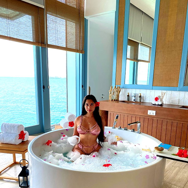jailyneojeda instagram image archive image