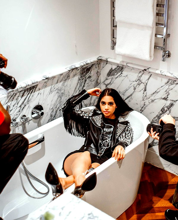 jailyneojeda instagram image archive image