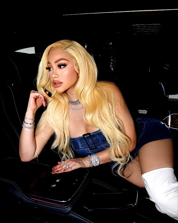 jailyneojeda instagram image archive image