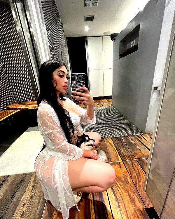 jailyneojeda instagram image archive image