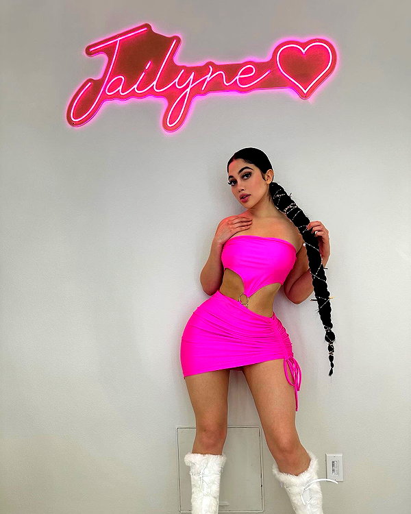 jailyneojeda instagram image archive image