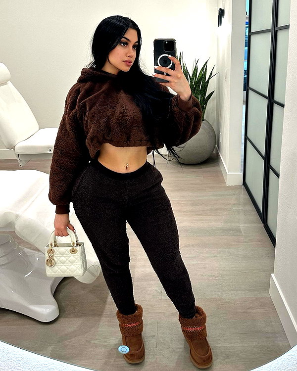jailyneojeda instagram image archive image