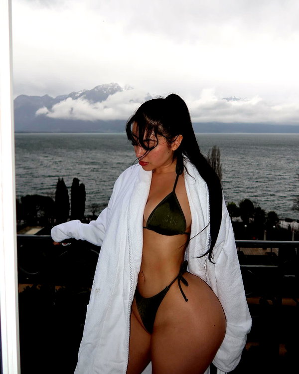 jailyneojeda instagram image archive image