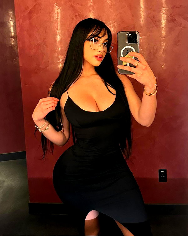 jailyneojeda instagram image archive image