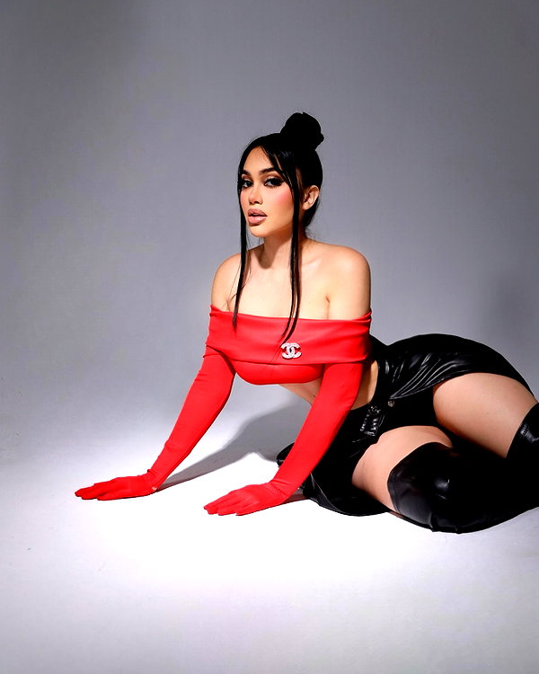 jailyneojeda instagram image archive image