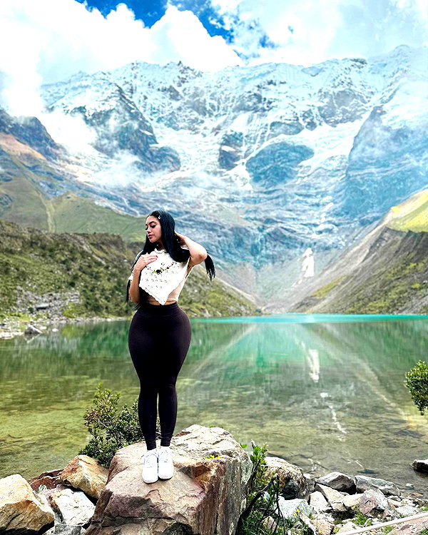 jailynetravels jailynetravels archive image