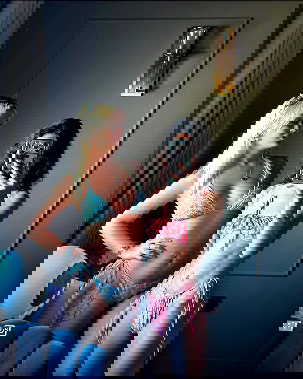 jaroslava_klavir jaroslava_klavir archive image