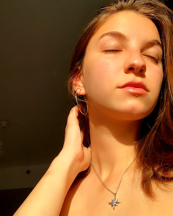jasmine.soll instagram image archive image