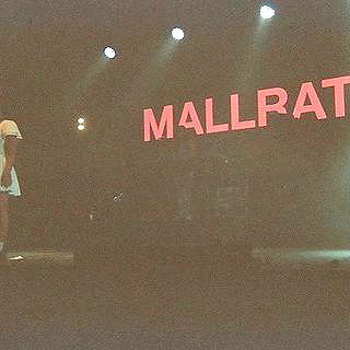 jess.burtonnn instagram image archive image