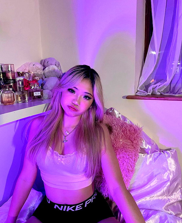 joycee.e instagram image archive image