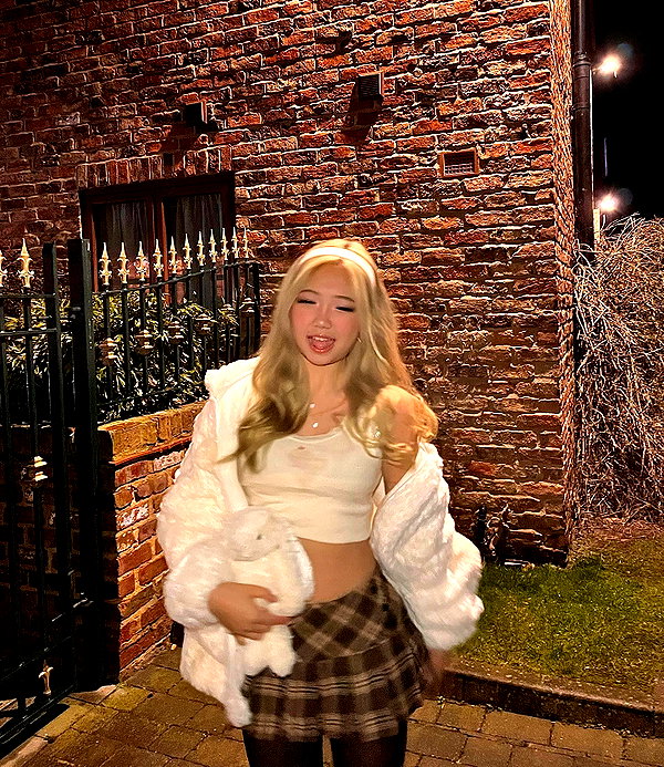 joycee.e instagram image archive image