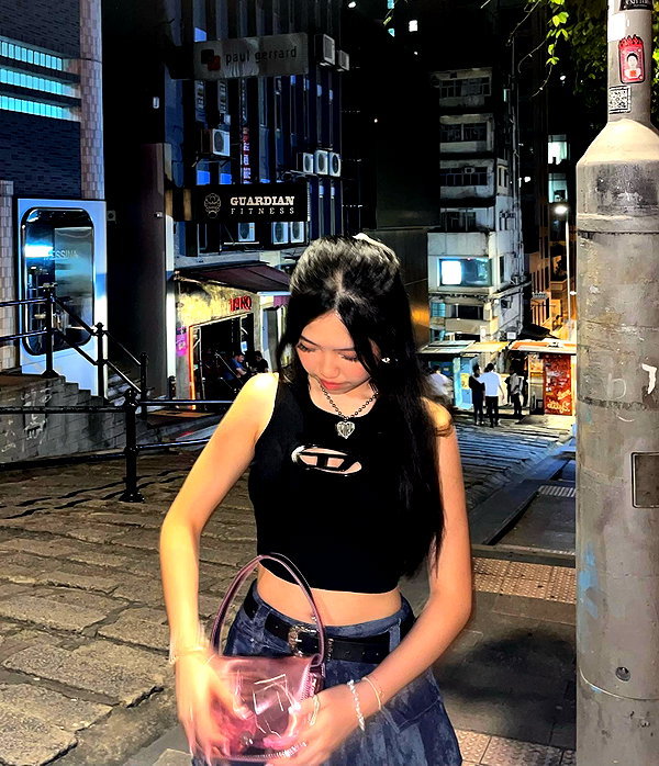 joycee.e instagram image archive image