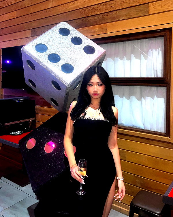 joycee.e instagram image archive image