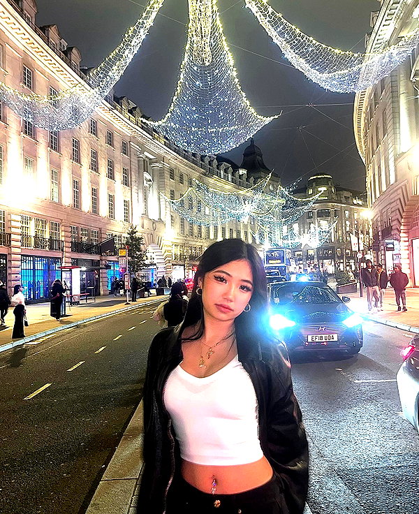 joycee.e instagram image archive image