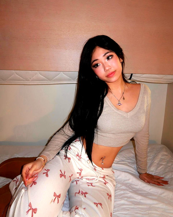 joycee.e instagram image archive image