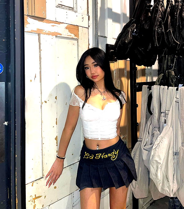joycee.e instagram image archive image