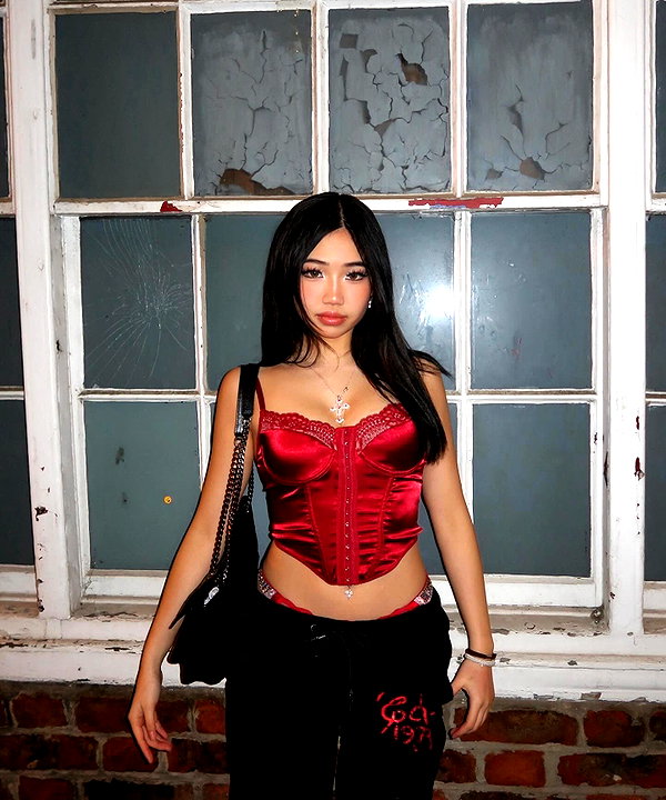 joycee.e instagram image archive image