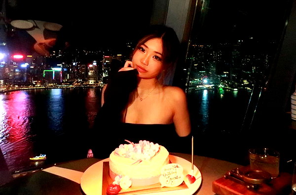 joycee.e instagram image archive image