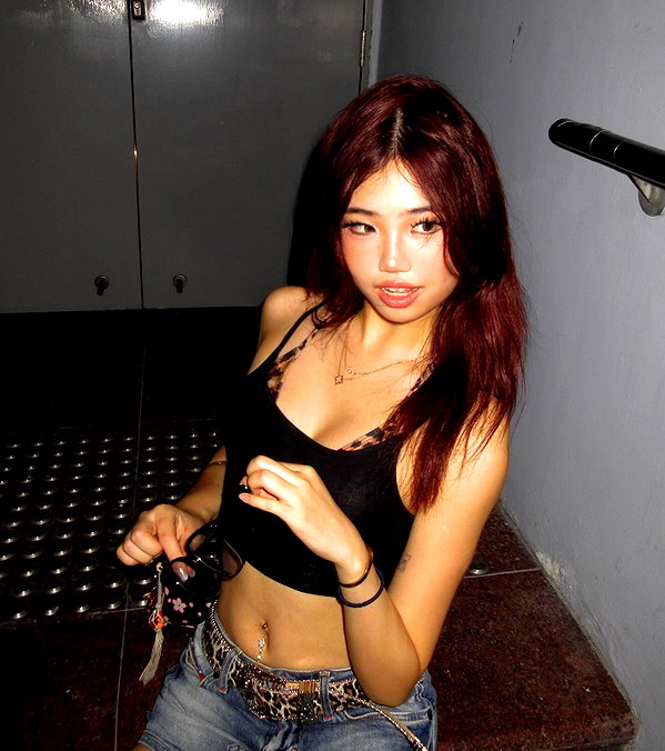 joycee.e instagram image archive image