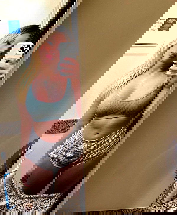 kaarolzx kaarolzx archive image