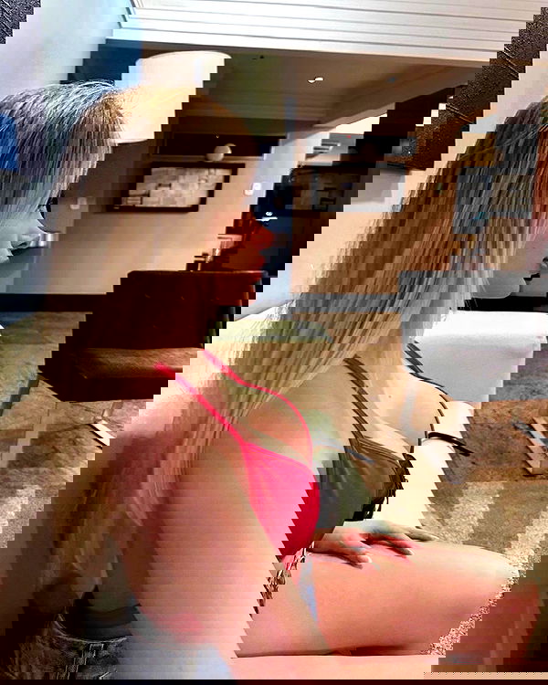 kaarolzx kaarolzx archive image