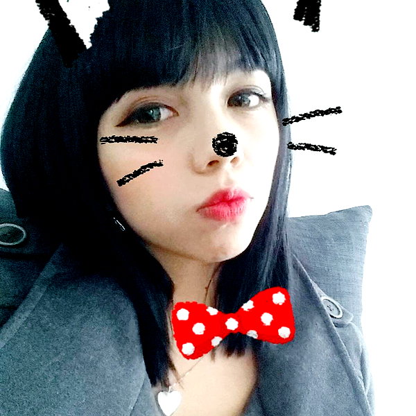 karemy.chi instagram image archive image