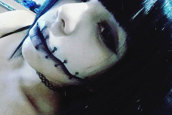 karemy.chi instagram image archive image