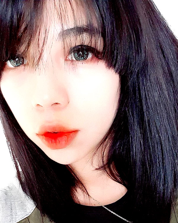 karemy.chi instagram image archive image