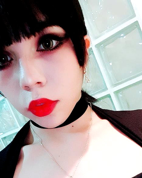 karemy.chi instagram image archive image