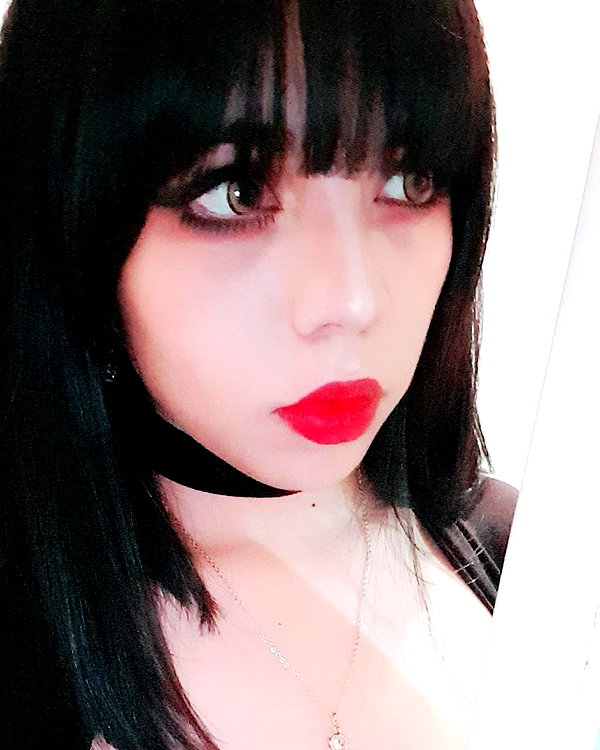 karemy.chi instagram image archive image