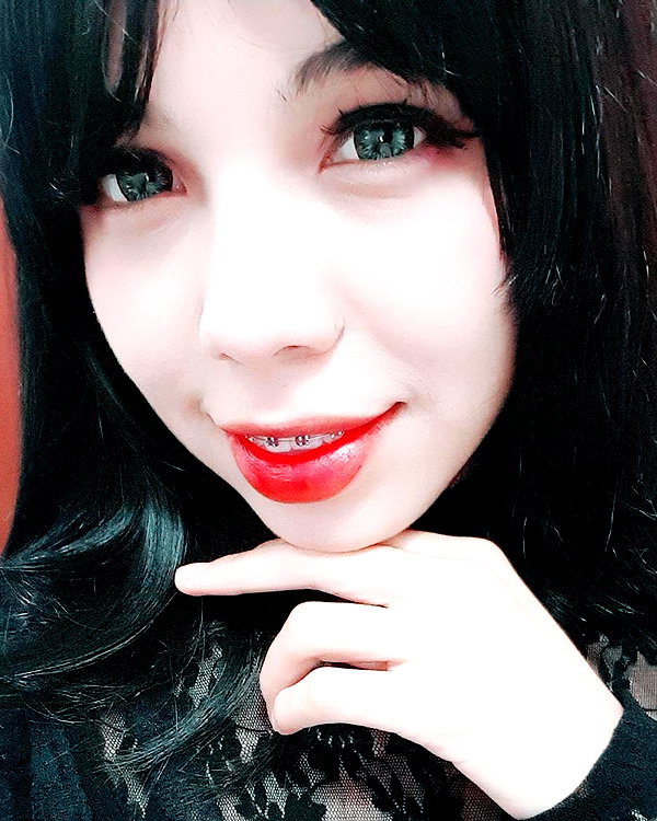 karemy.chi instagram image archive image